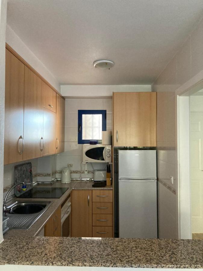2-Bedroom And Living Room Apartment Near Campoamor Beach Екстер'єр фото