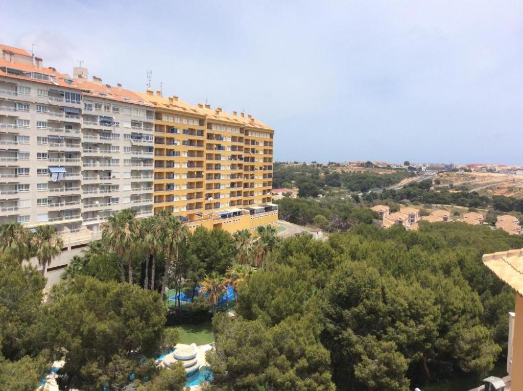 2-Bedroom And Living Room Apartment Near Campoamor Beach Екстер'єр фото