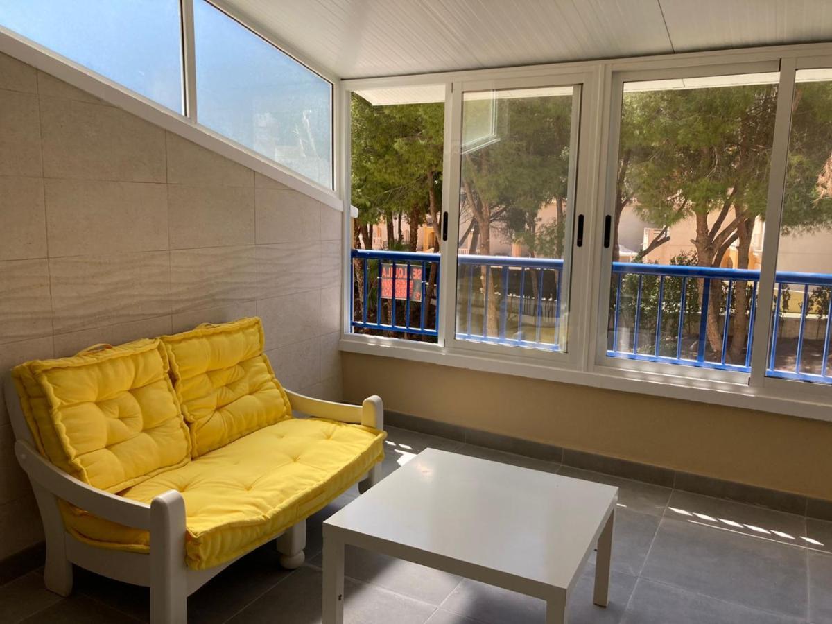 2-Bedroom And Living Room Apartment Near Campoamor Beach Екстер'єр фото